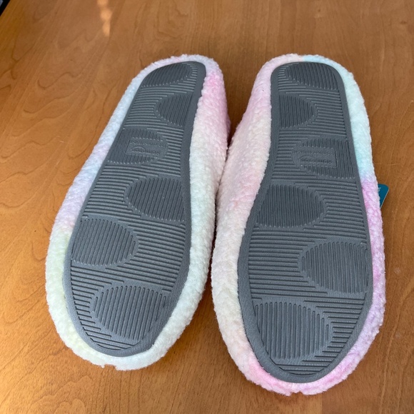 Hometop Pastel Fleece Memory Foam Slippers - Picture 2 of 5